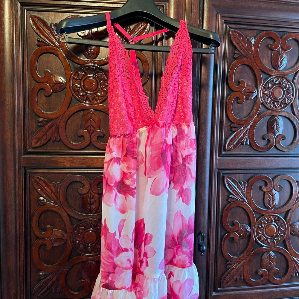 Floral Pink Lace Nightgown and robe set